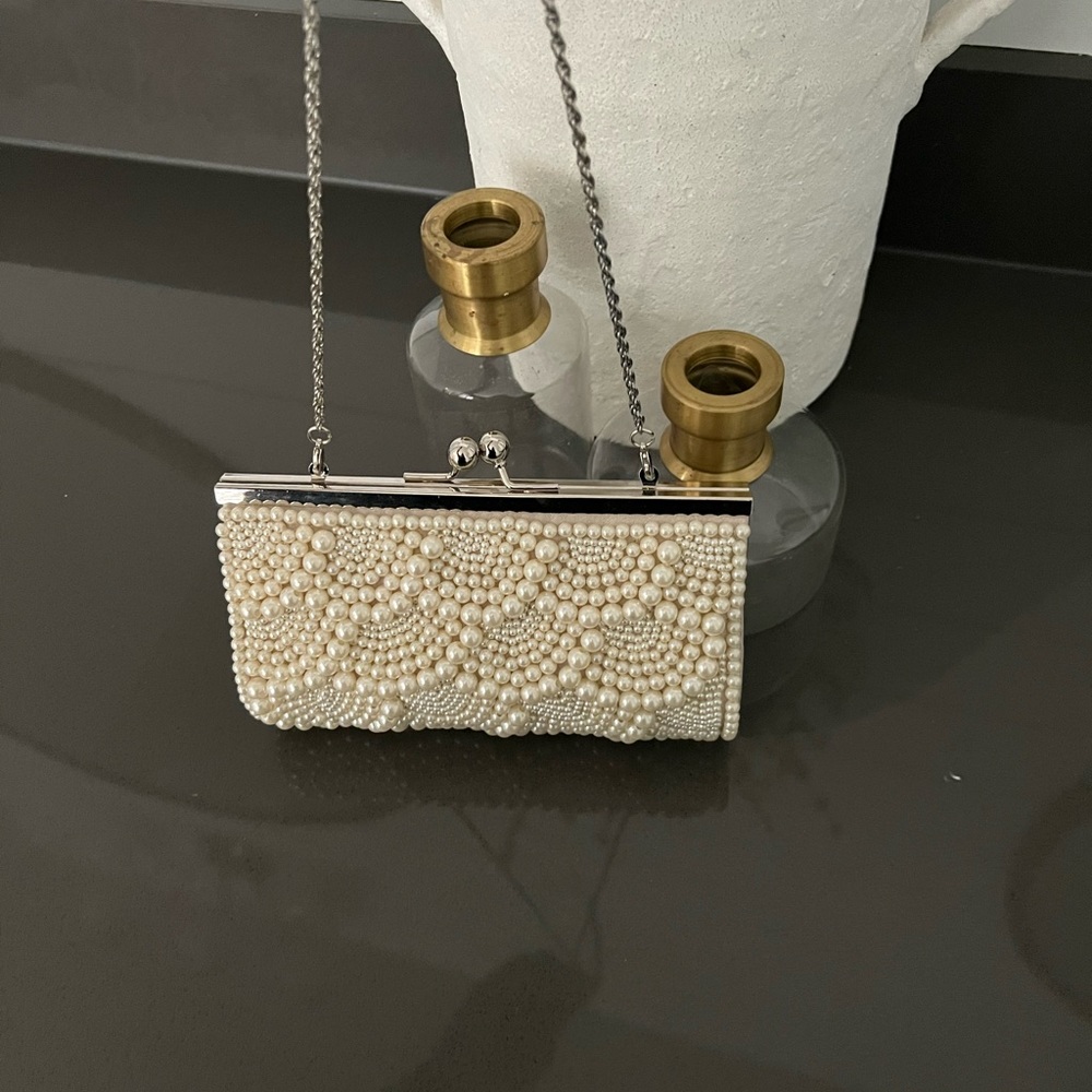 Pearl Clutch on a chain-beautiful clutch perfect for any occasion!